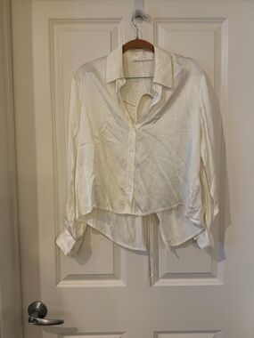 ASTR Cream Satin open Back Button Down Blouse